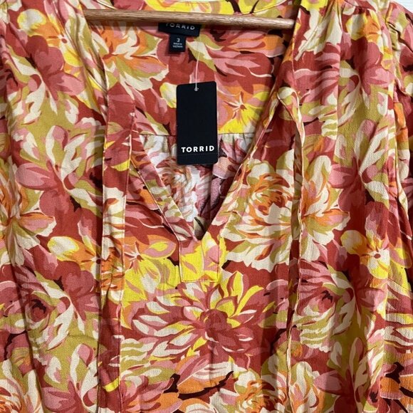 Torrid Womens NWT Tie Neck Crepe Vneck Floral Burnt Orange Peasant Blouse Top 3X - Picture 5 of 9